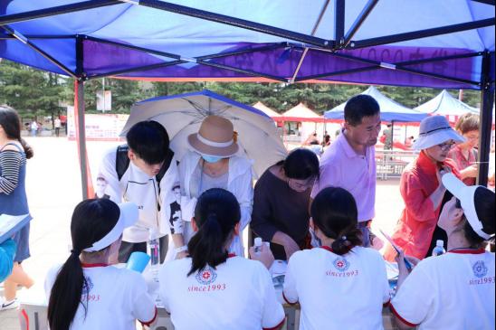 我校参加河南省2018年高招咨询会