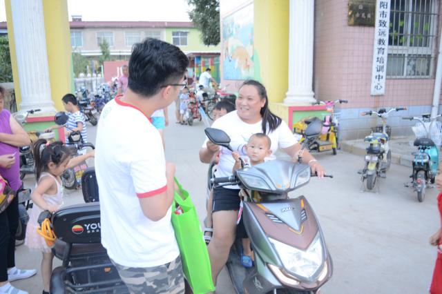 扬反邪精神 做中原出彩大学生--金贸学院反邪教