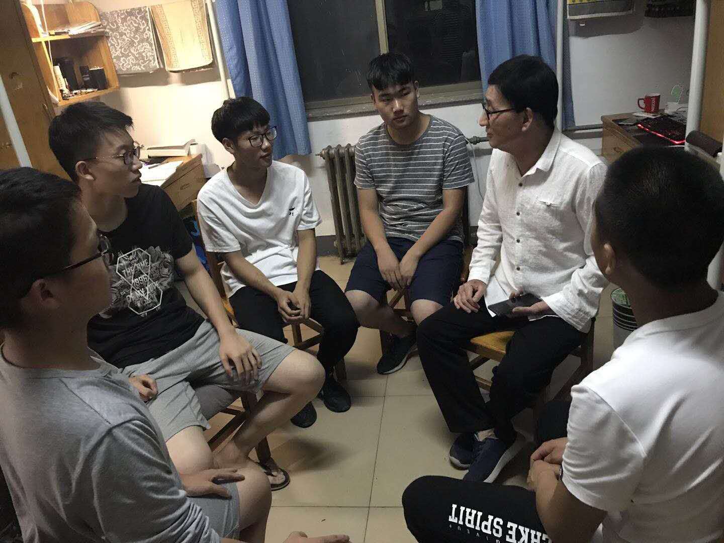 采取多种得力有效措施 落实高校宗教工作方针