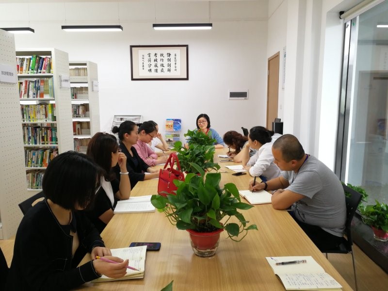 旅游管理教研室组织2018届毕业论文答辩筹备