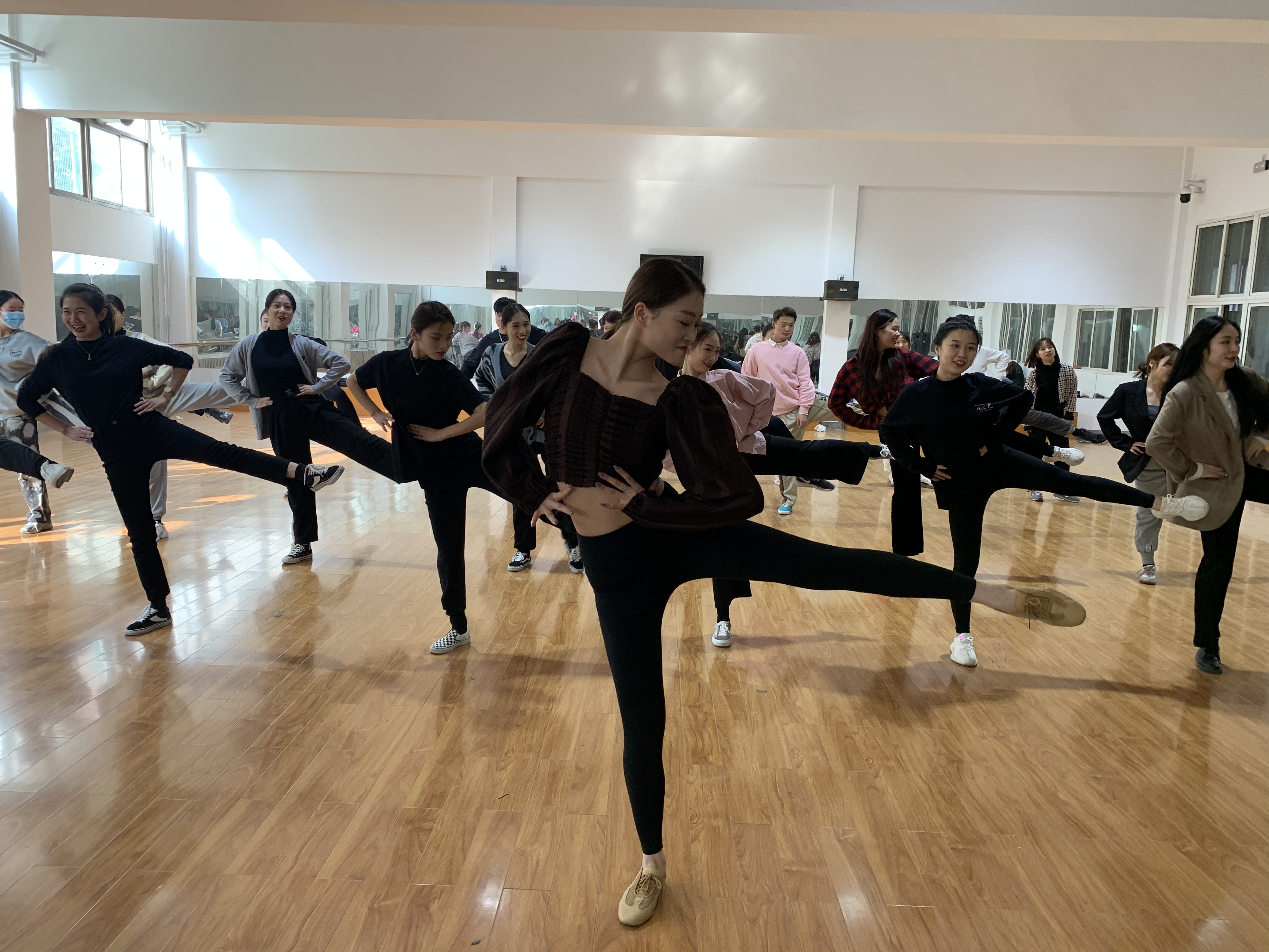 体育院2017级舞蹈表演专业课程实习圆满完成