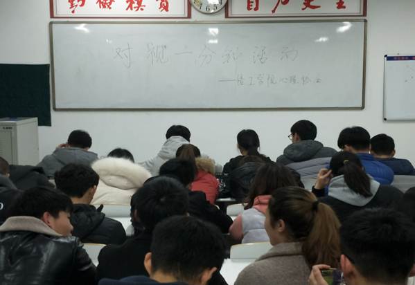 说明: D545C3E254E2CC25C3342F590FC3F3C0