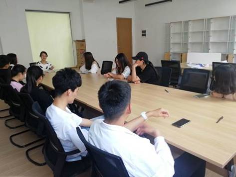 http://www.shengda.edu.cn/__local/4/66/90/21C02109694E953B4A98D2B9634_BC0AC822_6837.jpg