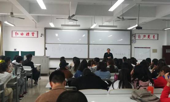 http://www.shengda.edu.cn/__local/7/11/EC/26AB1DAF05073B659A6A056151D_5B33D5E6_F9DF.jpg