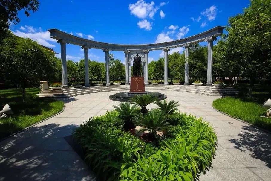  Statue of Founder and School Building Monument Square