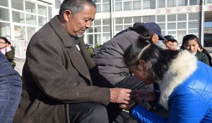 http://www.shengda.edu.cn/__local/9/58/67/FFA9AEE80C4C3986A5E4519CB2E_1E2C8A7C_906F.jpg?e=.jpg