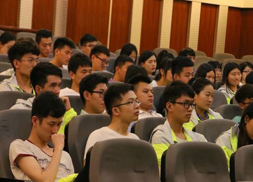 http://www.shengda.edu.cn/__local/0/8D/93/FAFE453ADD7BDB5FB8DF86D40FB_E5FC6380_13F9D.jpg?e=.jpg