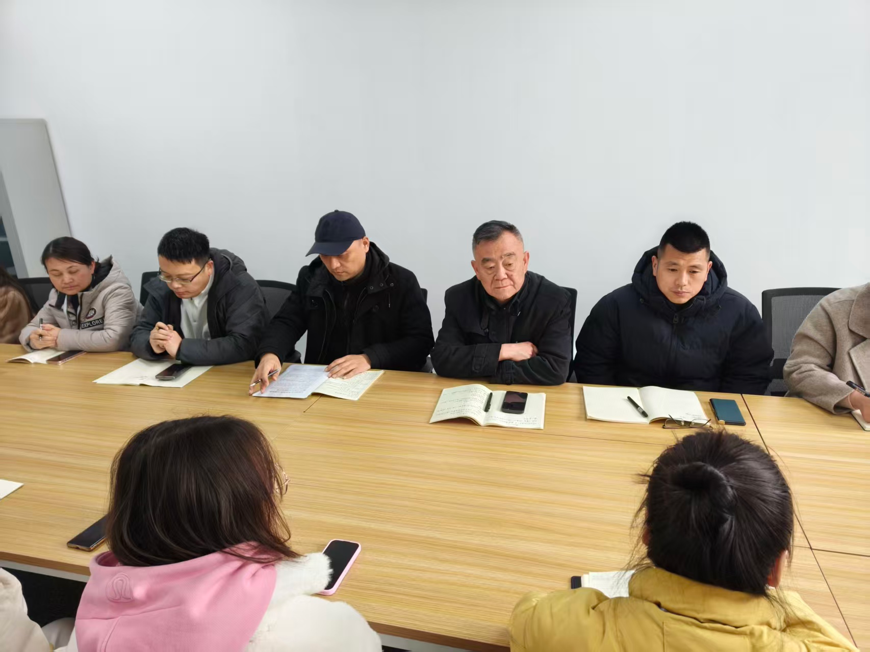 学务处召开树立和践行正确政绩观学习教育部署会