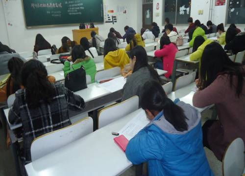 http://www.shengda.edu.cn/__local/1/76/FE/3FFEE1E97EC1514A584CAC3F815_C9B05C40_A02F2.jpg?e=.jpg
