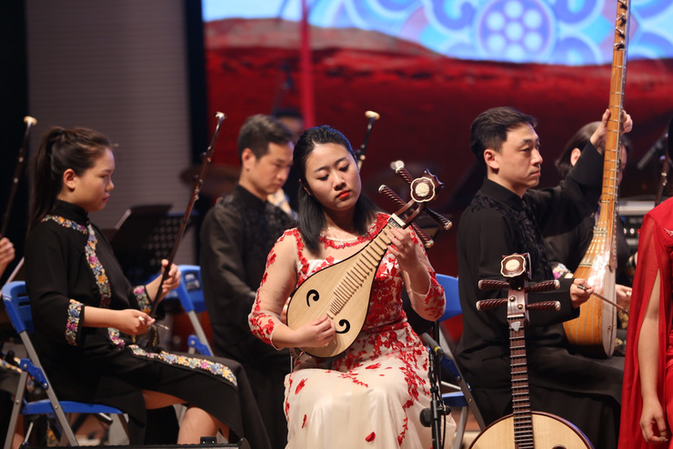 http://www.shengda.edu.cn/__local/F/DF/8D/67CAAAAEE69F171F888AFE082D5_63957EFA_274E6.jpg?e=.jpg